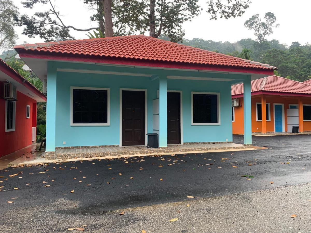 Отель Chalet Latip D'Ayer Itam Kampong Ayer Hitam  Экстерьер фото