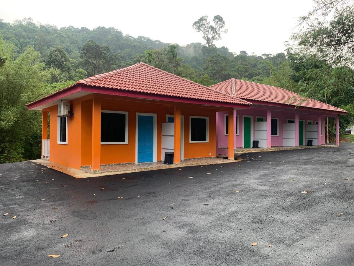 Отель Chalet Latip D'Ayer Itam Kampong Ayer Hitam  Экстерьер фото