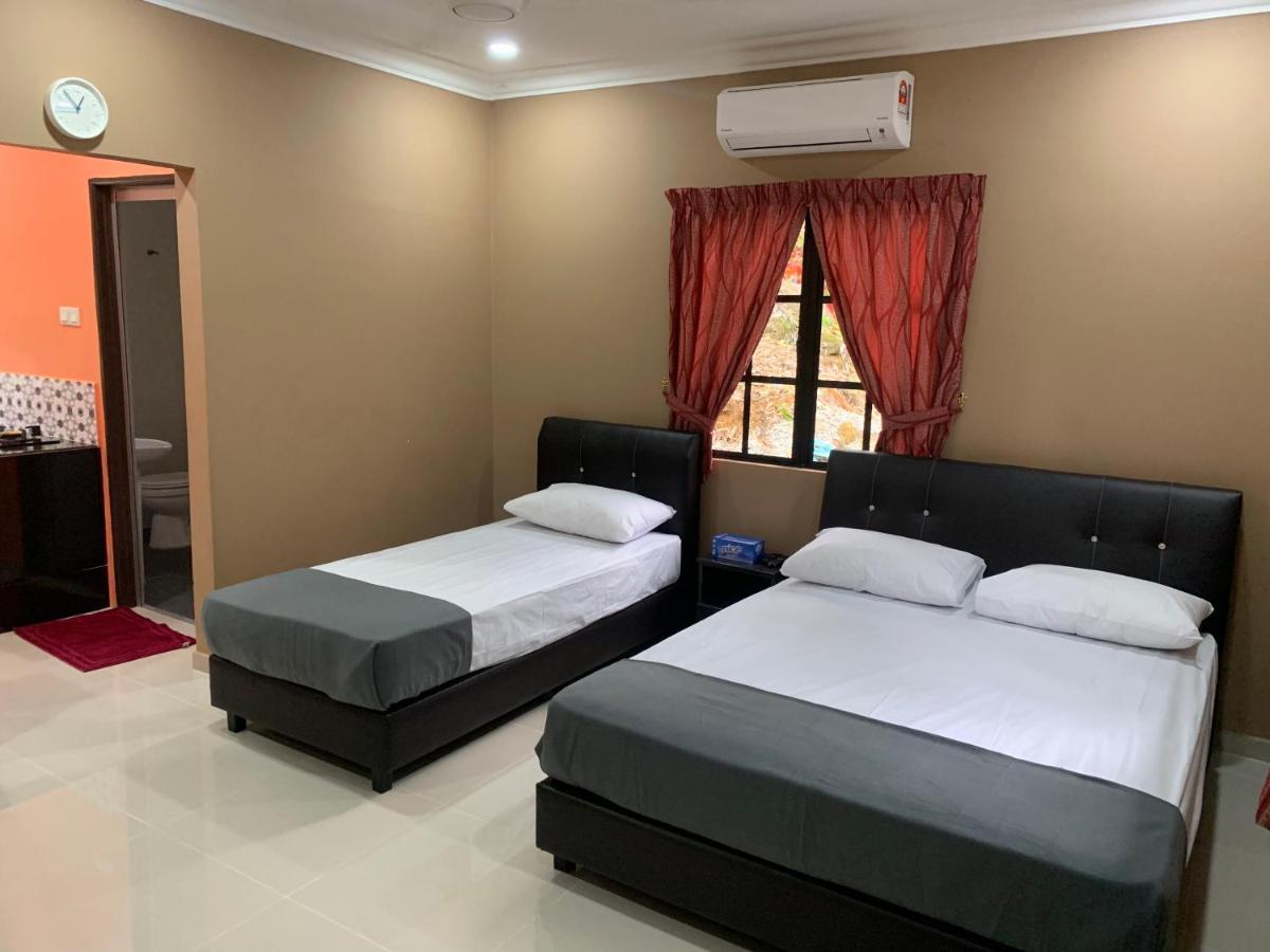 Отель Chalet Latip D'Ayer Itam Kampong Ayer Hitam  Экстерьер фото